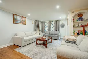 109-18 177th St, Jamaica, NY 11433 - Photo 6