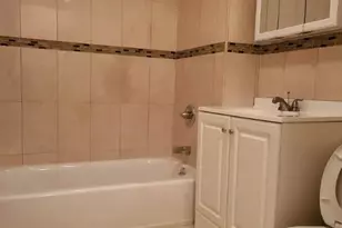 27 Cox Pl, Brooklyn, NY 11208 - Photo 4