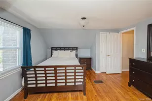 23 Gables Dr, Hicksville, NY 11801 - Photo 16