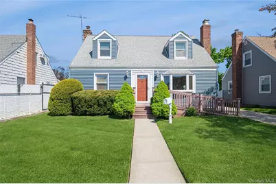 23 Gables Drive, Hicksville, NY 11801 - Photo 26