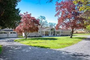 111 S Country Rd, Remsenburg, NY 11960 - Photo 2