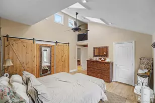 229 Berry Hill Rd, Syosset, NY 11791 - Photo 16