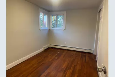 675 S Long Beach Avenue, Freeport, NY 11520 - Photo 18