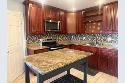 675 S Long Beach Avenue, Freeport, NY 11520 - Photo 8
