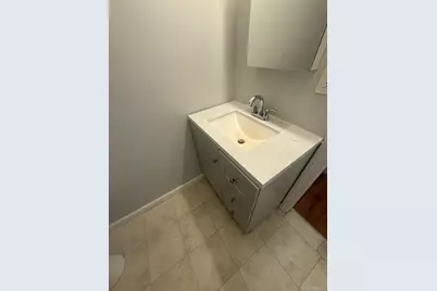 675 S Long Beach Avenue, Freeport, NY 11520 - Photo 16