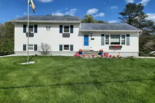 13 Regency Dr, Wappingers Falls, NY 12590 - Photo 2