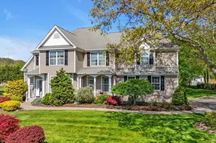 9 Paddock Ln, Medford, NY 11763 - Photo 32