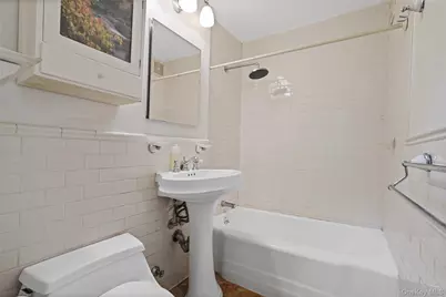 63-11 Queens Boulevard #B11, Woodside, NY 11377 - Photo 18