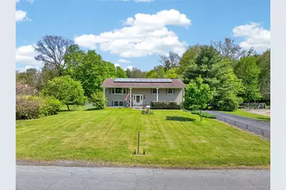 40 Hueg Place, Pine Bush, NY 12566 - Photo 2