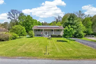 40 Hueg Pl, Pine Bush, NY 12566 - Photo 2