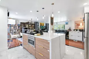 3 Katonah Pl, Dix Hills, NY 11746 - Photo 4