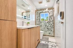 3 Katonah Pl, Dix Hills, NY 11746 - Photo 12