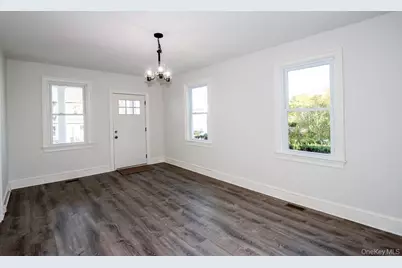 10 Ohio Avenue, Port Washington, NY 11050 - Photo 6