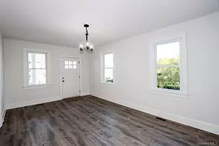 10 Ohio Ave, Port Washington, NY 11050 - Photo 6