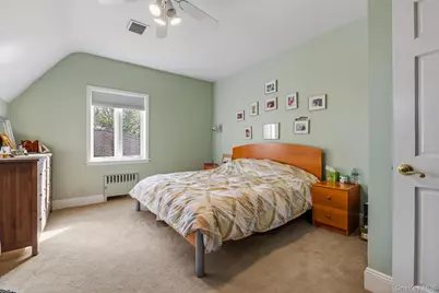 241-01 52nd Avenue, Douglaston, NY 11362 - Photo 26