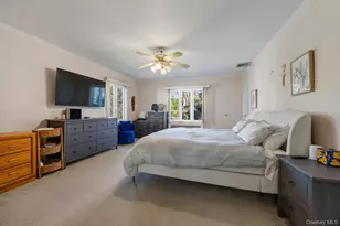 241-01 52nd Ave, Douglaston, NY 11362 - Photo 20