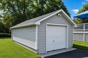 79 Silver Spring Rd, New Windsor, NY 12553 - Photo 4