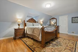 336 Princeton St, Westbury, NY 11590 - Photo 14
