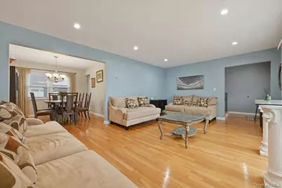 336 Princeton Street, Westbury, NY 11590 - Photo 4