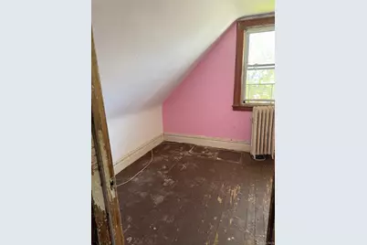 6932 Burchell Avenue, Arverne, NY 11692 - Photo 36