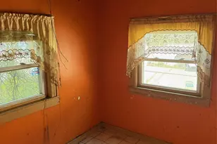69-32 Burchell Ave, Arverne, NY 11692 - Photo 16