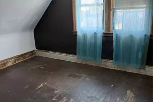 69-32 Burchell Ave, Arverne, NY 11692 - Photo 38