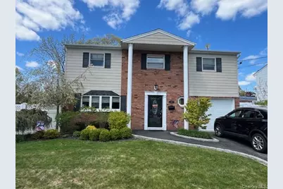 385 Garden Street, West Islip, NY 11795 - Photo 1