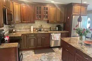 385 Garden St, West Islip, NY 11795 - Photo 2