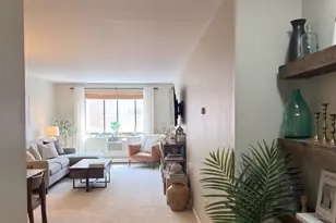 100 E Hartsdale Ave E, Hartsdale, NY 10530 - Photo 2