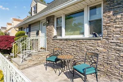 31 Broadway, New Hyde Park, NY 11040 - Photo 4