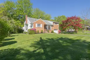191 Center St, Pearl River, NY 10965 - Photo 20