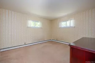 191 Center St, Pearl River, NY 10965 - Photo 10