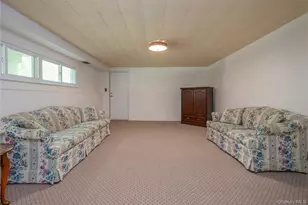 191 Center St, Pearl River, NY 10965 - Photo 16