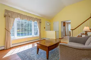 191 Center St, Pearl River, NY 10965 - Photo 2