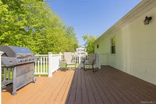 191 Center St, Pearl River, NY 10965 - Photo 14