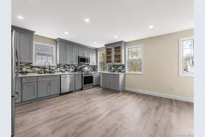 9519 116th Street, Richmond Hill, NY 11419 - Photo 4