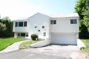 5 Elm St, Great Neck, NY 11021 - Photo 16