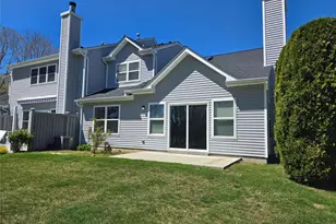 168 Hampton Vista Dr, Manorville, NY 11949 - Photo 4