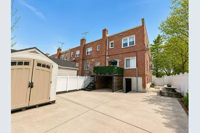 7501 167th Street, Fresh Meadows, NY 11366 - Photo 2