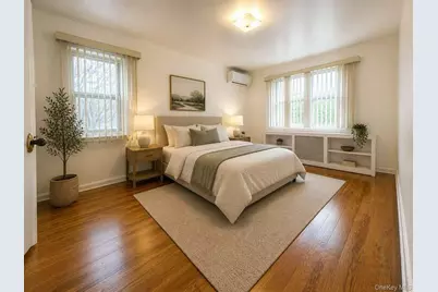 7501 167th Street, Fresh Meadows, NY 11366 - Photo 6