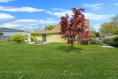 88 Matsunaye Drive, Medford, NY 11763 - Photo 26