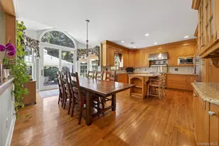 2 Tappanwood Dr, Locust Valley, NY 11560 - Photo 8