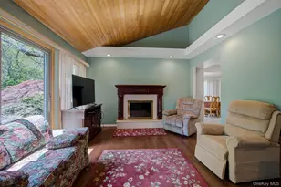128 Tremper St, Holbrook, NY 11741 - Photo 18