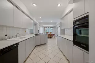 128 Tremper St, Holbrook, NY 11741 - Photo 14