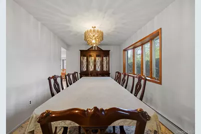 128 Tremper Street, Holbrook, NY 11741 - Photo 12