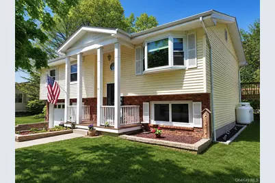 14 Foxwood Drive, Newburgh, NY 12550 - Photo 2