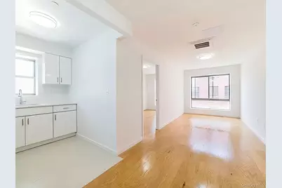 4229 Parsons Boulevard #6B, Flushing, NY 11355 - Photo 4