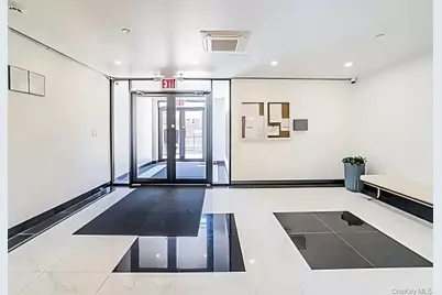 4229 Parsons Boulevard #6B, Flushing, NY 11355 - Photo 2