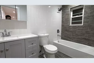 7212 Burchell Avenue, Arverne, NY 11692 - Photo 4