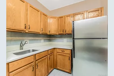 472 Gramatan Avenue #O2, Mount Vernon, NY 10552 - Photo 4